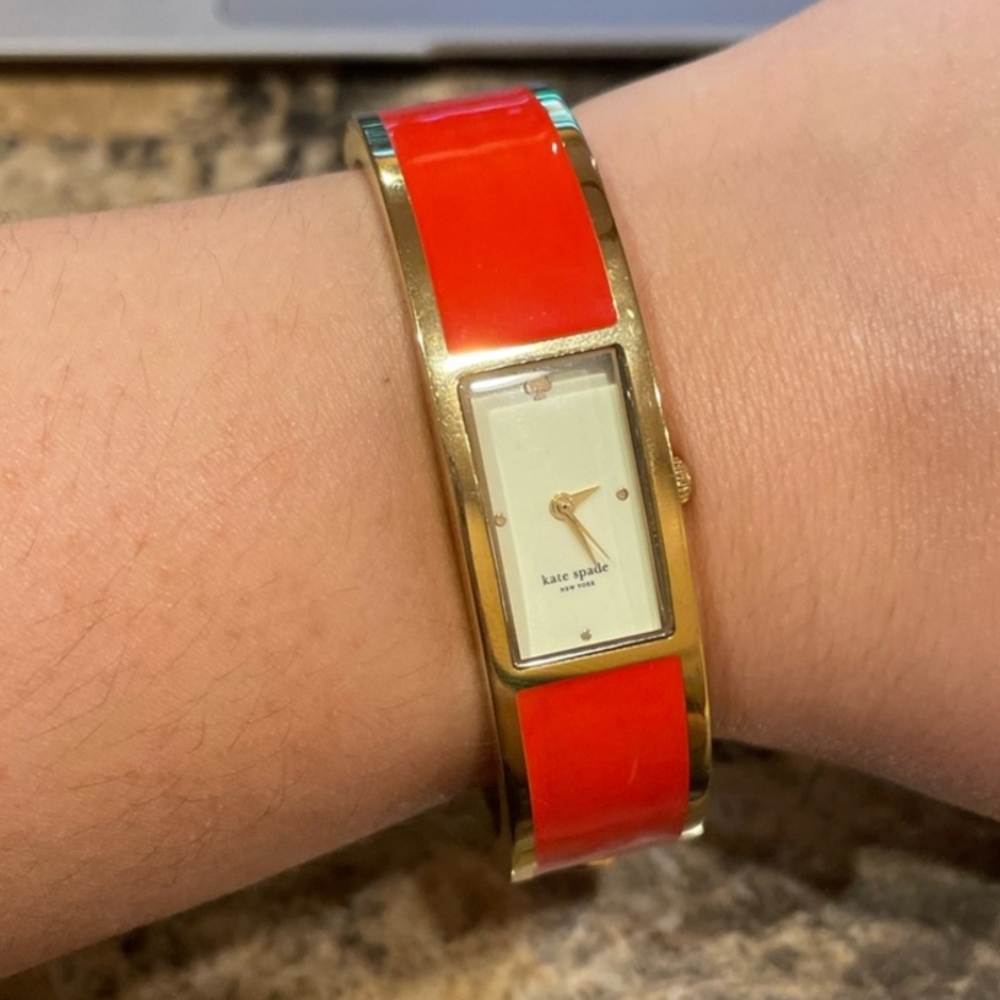 Kate Spade Carousel Red Enamel Women's Bangle Watch - Picture 8 of 8